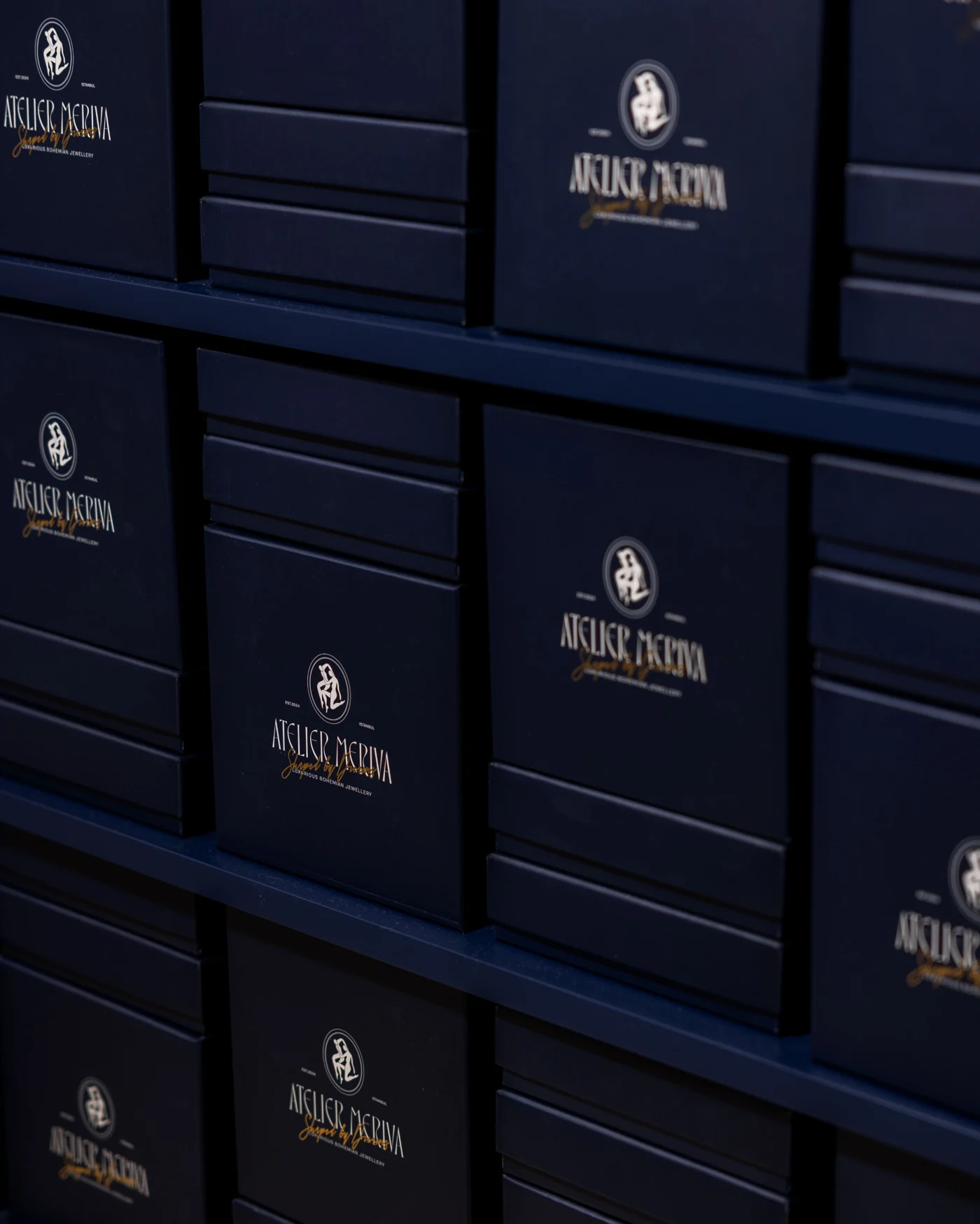 Deep navy Atelier Meriva jewelry boxes
